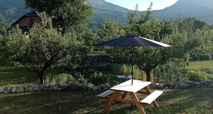 LE Cachet - Porte-de-savoie