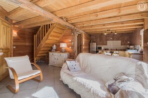 TV, DVD player - L'halle - Bessans - Gîte (BESSANS)