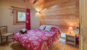 3 slaapkamers, een strijkplank/strijkijzer, gratis wifi