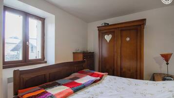 2 chambres, fer et planche Ă repasser, lit parapluie, Wi-Fi gratuit