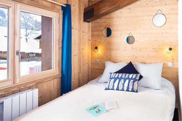 5 Schlafzimmer, Bügeleisen/Bügelbrett, Reisekinderbett, kostenloses WLAN