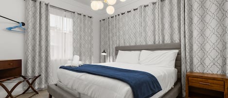 4 Schlafzimmer, Bügeleisen/Bügelbrett, Reisekinderbett, WLAN