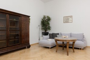 Living room - Apartment Freta Old Town by Renters (Warsaw)