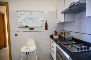 Dishwasher, coffee/tea maker, highchair, coffee grinder