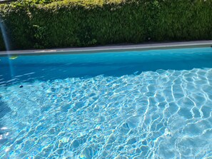 Pool - Maison de Vacances en Pierre Avec Piscine (Saint-Mard)