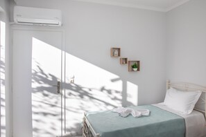 2 chambres, fer et planche à repasser, Wi-Fi gratuit, draps fournis