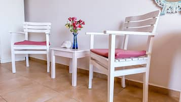 Standard-Doppelzimmer, Balkon, Meerblick | Kostenloses WLAN, Bettwäsche