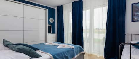 1 bedroom, iron/ironing board, WiFi, bed sheets
