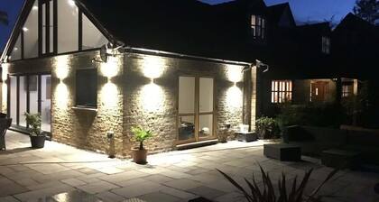 Modern Barn Conversion in Dorney
