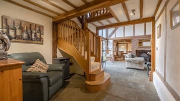 Télévision, cheminée