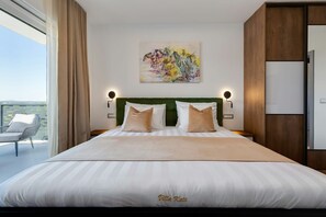 4 Schlafzimmer, Zimmersafe, Bügeleisen/Bügelbrett, kostenloses WLAN