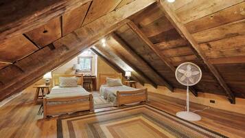 3 quartos, escrivaninha, Wi-Fi, roupa de cama