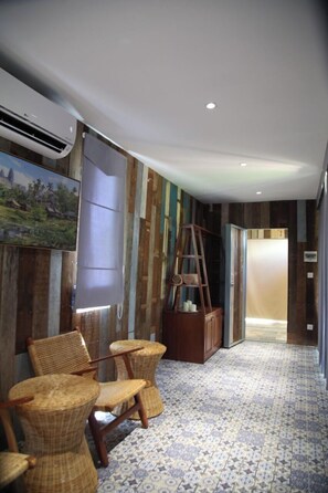 Comfort Double Room | Premium bedding, pillowtop beds, minibar, in-room safe - Mangala Village (Kampong Trabaek)