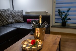 2 habitaciones, tabla de planchar con plancha y wifi gratis 