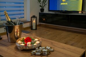 2 habitaciones, tabla de planchar con plancha y wifi gratis 