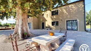 Restauration extérieure