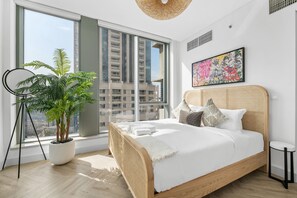 1 soverom, safe på rommet, strykejern/-brett og wi-fi (inkludert)