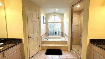 Villa | Bathroom | Shower, hair dryer, towels
