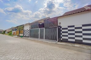 Fachada de la propiedad