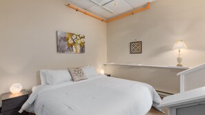 1 多间卧室、熨斗/熨衣板、免费 WiFi、床单