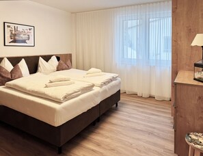 3 Schlafzimmer, Bügeleisen/Bügelbrett, kostenloses WLAN, Bettwäsche