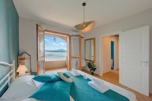 Family Apartment, Multiple Bedrooms, Mountainside (Pandora Lake View Stresa) | 2 bedrooms, free WiFi, bed sheets - Pandora Lake View Stresa (Stresa)