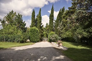 Exterior - Agriturismo Bardeggiano (Colle di Val d'Elsa)