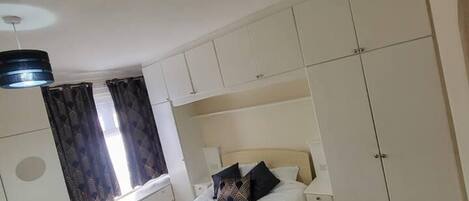 Appartamento, letti multipli | 2 camere, lenzuola