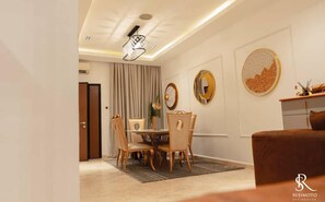 Apartment | Dining room - Sujimoto Residence- Lancaster (Lagos)