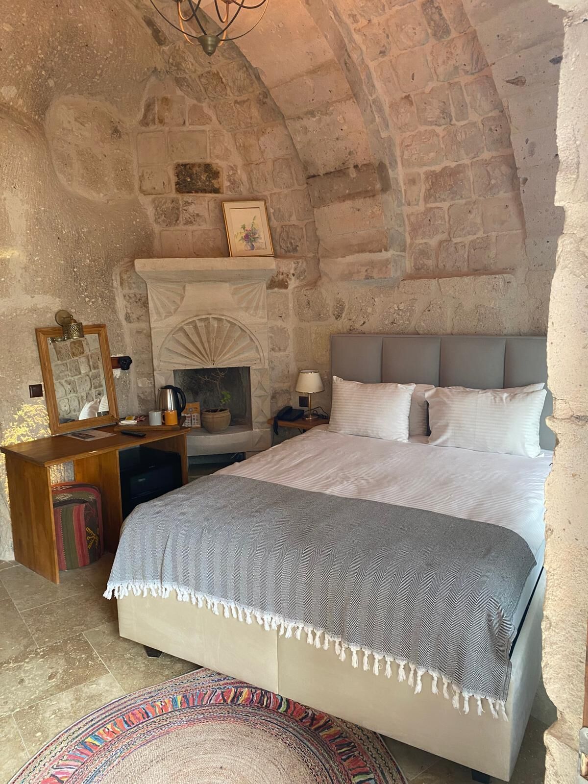 Habitación doble | Minibar, caja fuerte, decoración individual y escritorio