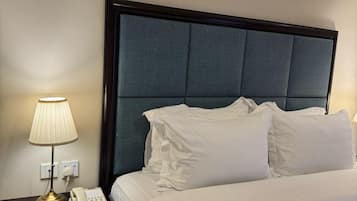 Signature Suite, 1 Bedroom | 2 bedrooms, hypo-allergenic bedding, pillowtop beds, in-room safe