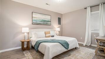 2 bedrooms, desk, iron/ironing board, free WiFi