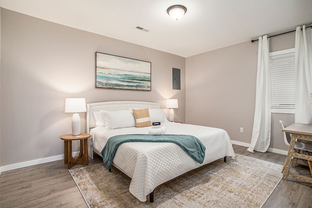 Beach Cove Wine Tours Lake Michigan Dunes Stevensville Vrbo