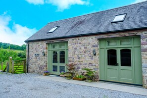 Cottage | Exterior - Gelli Barn (Llandeilo)