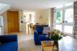 Cottage | Living area | Video-game console - Gelli Barn (Llandeilo)