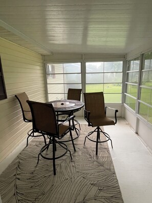 Dining - Golf cart access to the villages from the community of Spruce Creek. (Summerfield)