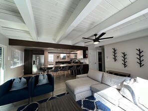 TV connectée, cheminée