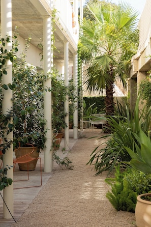 Standard Double or Twin Room, Patio | Down comforters, in-room safe, blackout drapes, soundproofing - Pátio do Tijolo (Lisbon)