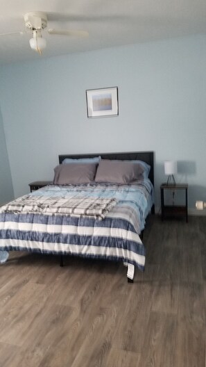 5 Schlafzimmer, Bügeleisen/Bügelbrett, kostenloses WLAN, Bettwäsche