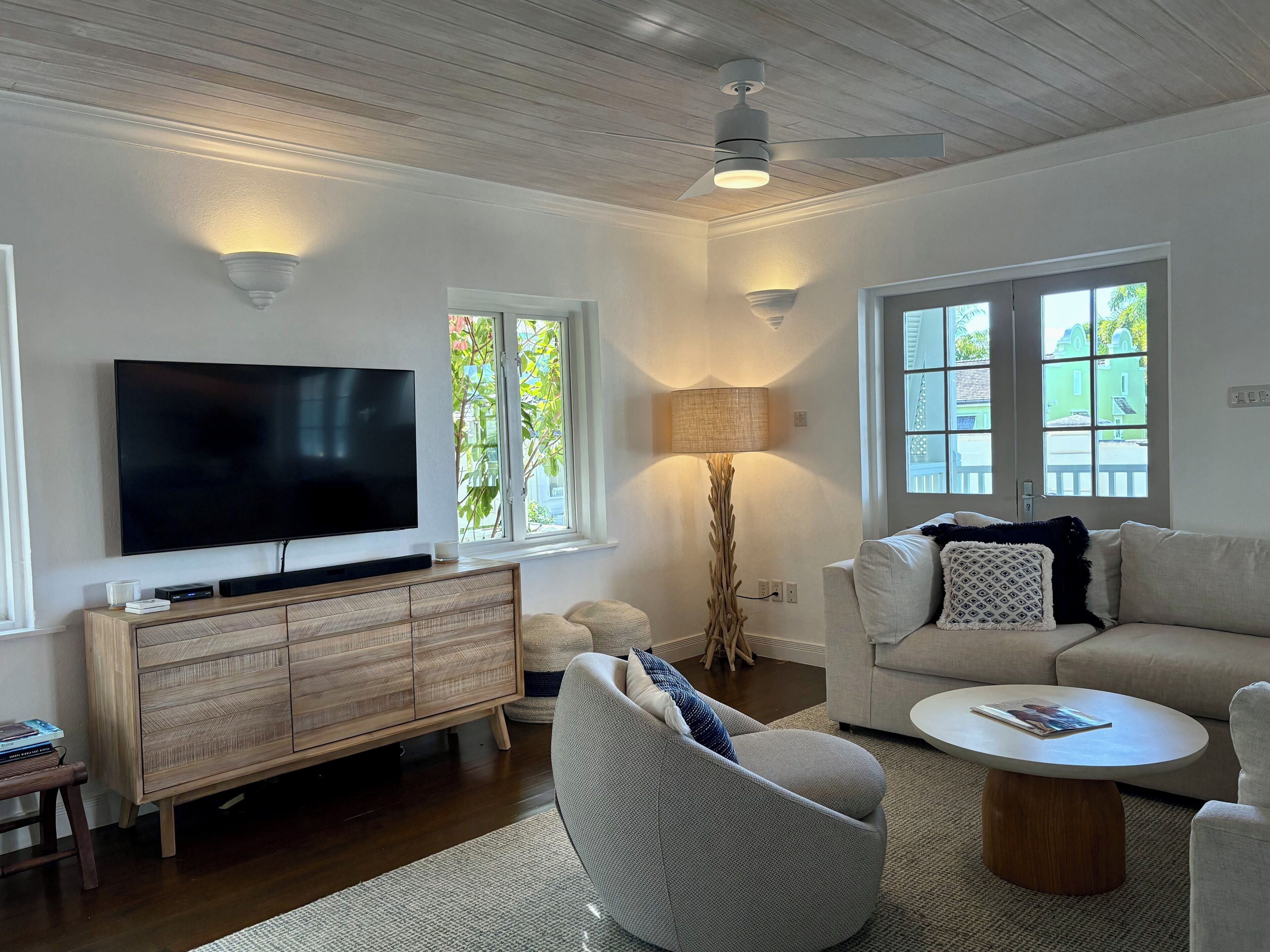 Beautiful  4br Villa W/pool In St James, Porters.  5 Min Walk To Gorgeous Beach. - 巴貝多