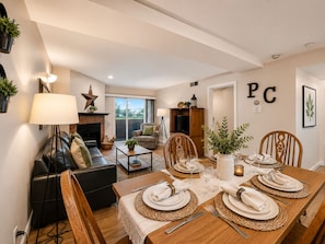 Condo, 2 Bedrooms | Dining - 103 Empire Coalition Escape! Cozy Condo Close To Resort! 2 Bedroom Condo by RedAwning (Park City)