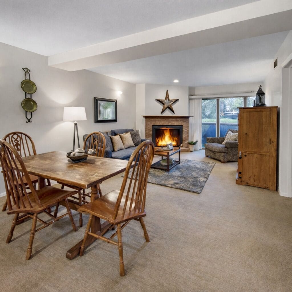 Condo, 2 Bedrooms | Interior