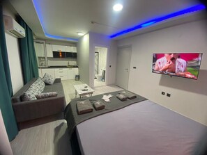 City Condo | Free WiFi