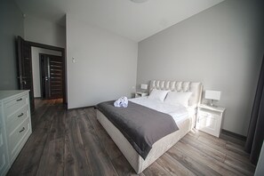 3 bedrooms, iron/ironing board, WiFi, bed sheets - Kintų Perlas Villa 4 (Kintai)