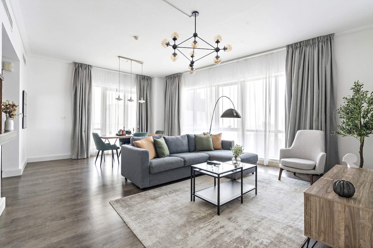 Appartement Affaires (Southridge - T1 3605) | Coin séjour | TV connectée de 50 pouces avec chaßnes numériques, télévision