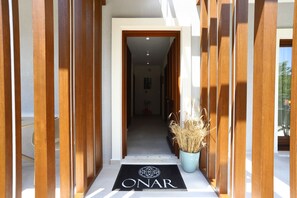 Interior entrance - ONAR OURANOUPOLIS (Aristotelis)