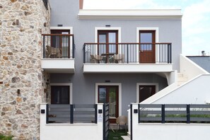 Comfort Triple Room | Balcony view