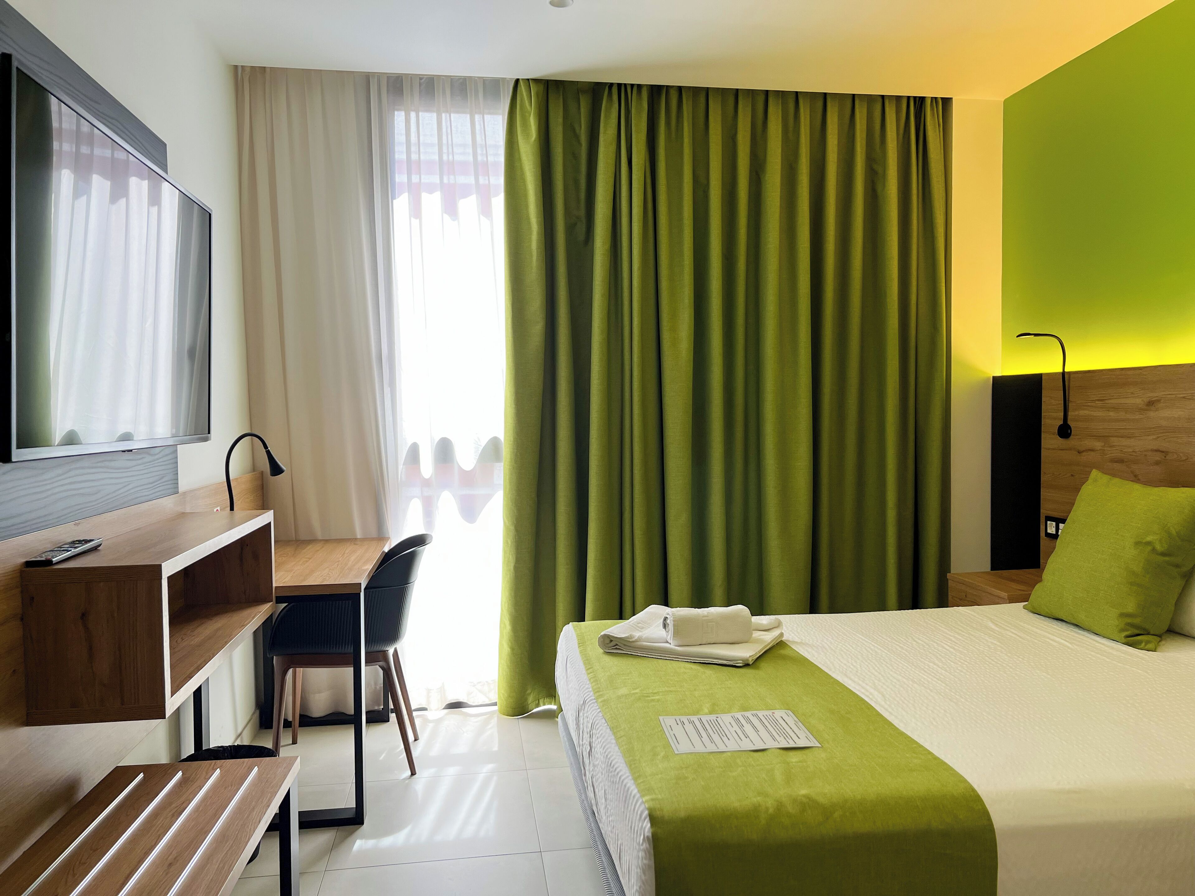 Foto - Hotel MG Poniente