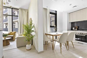 Harrighton House 119 | Living area