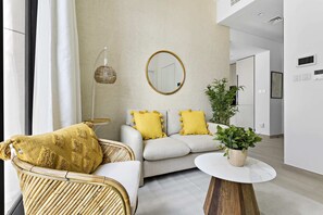 Harrighton House 119 | Living area